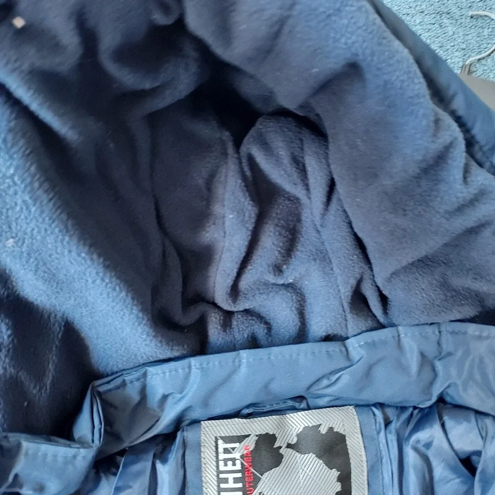 82 DEGREES FAHRENHEIT Men's Size Medium Hooded Waterproof Navy Blue‎ Jacket